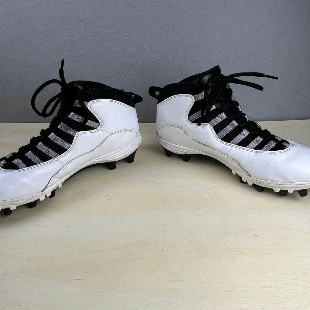 Jordan 10 Retro TD Football Cleats White Black Silver CQ2073-100 Mens 10